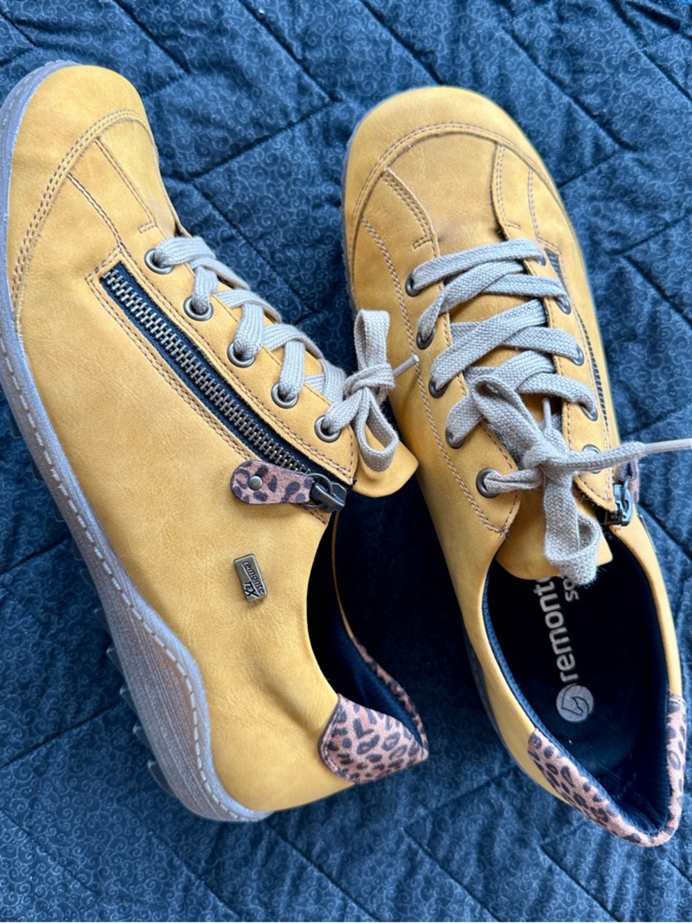 Remonte Yellow Zip up Sneakers with Leopard Accent